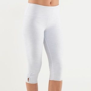 Lululemon Dhanurasana Crop - Denim Silver Spoon